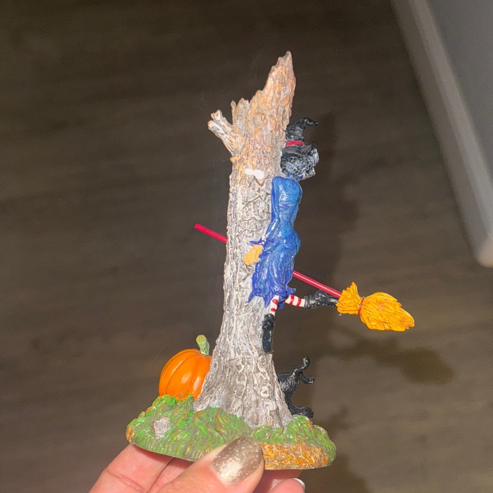 Department 56 Halloween Tree with Pumpkin and Cat